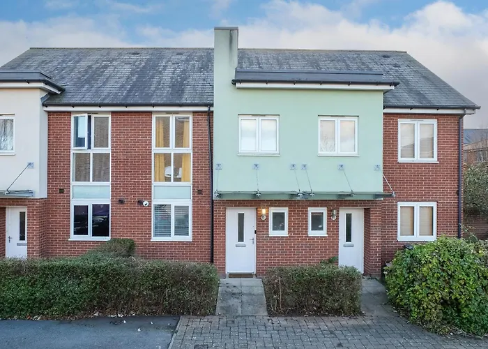 The Rise - A Beautiful 2 Bedroom House, Only 17Mins To Central London!!!