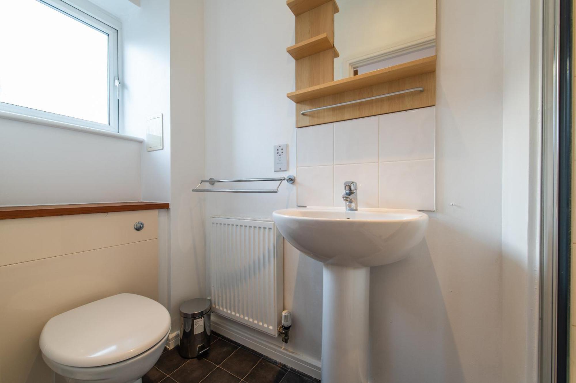 The Rise - A Beautiful 2 Bedroom House, Only 17mins To London!!! Holiday home Northfleet