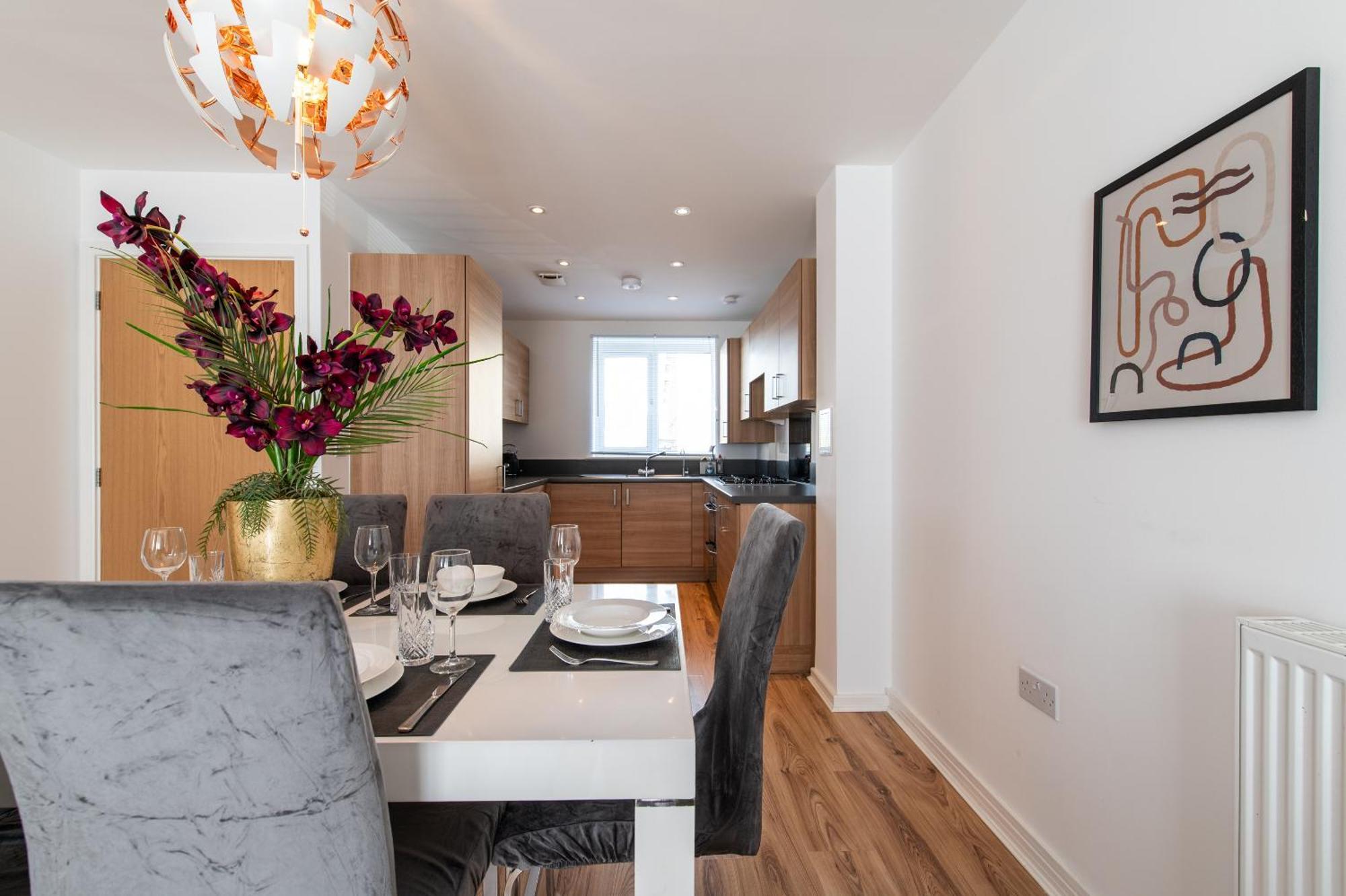 Holiday home The Rise - A Beautiful 2 Bedroom House, Only 17mins To London!!! *