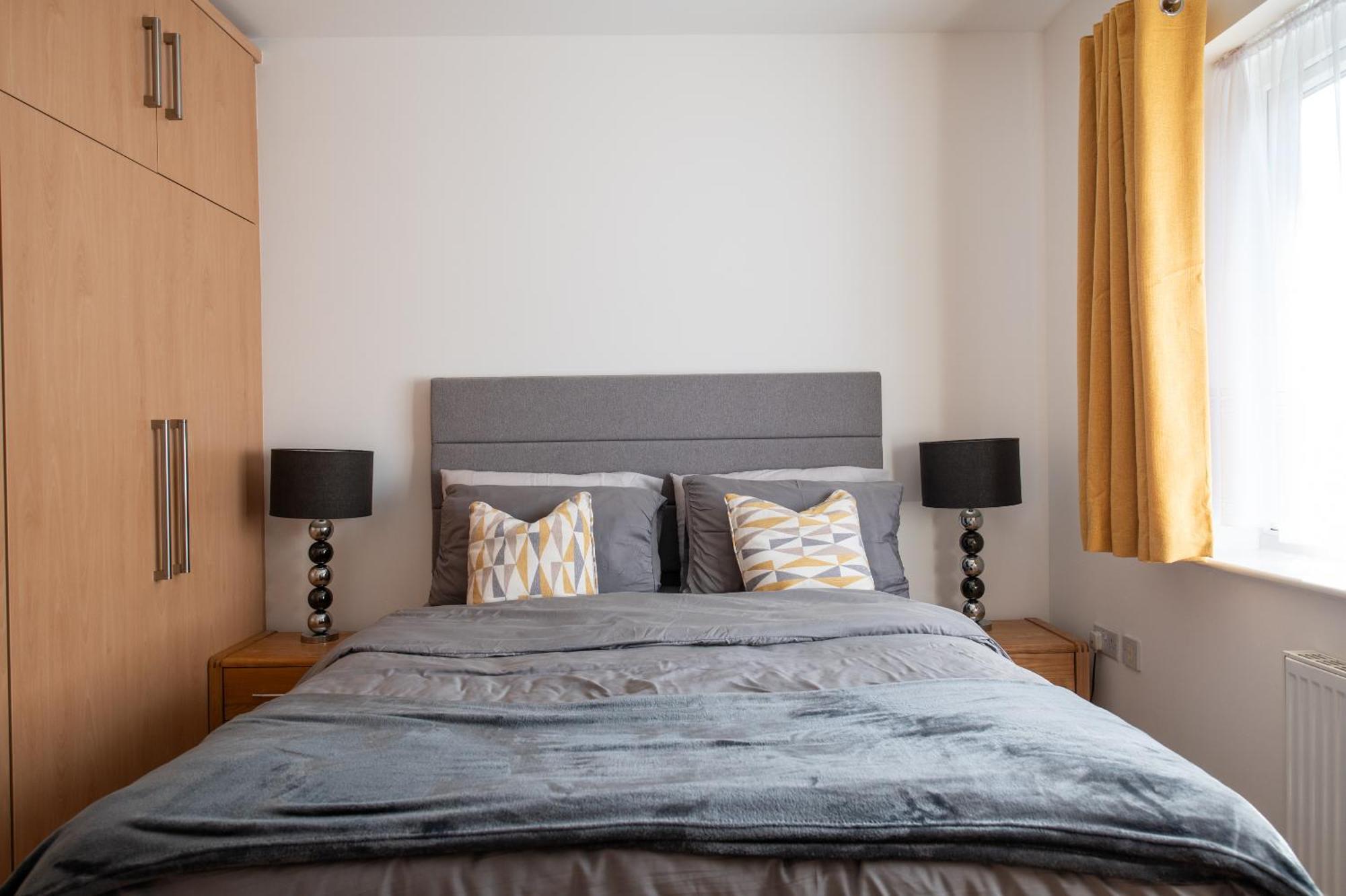 The Rise - A Beautiful 2 Bedroom House, Only 17mins To London!!!